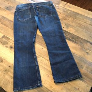 J Brand Pure Capri size 25